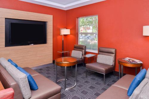 TownePlace Suites by Marriott Ontario Airport