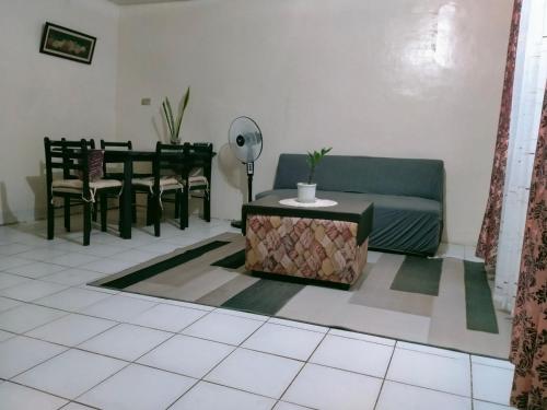 Matienzo Apartment in Cabuyao