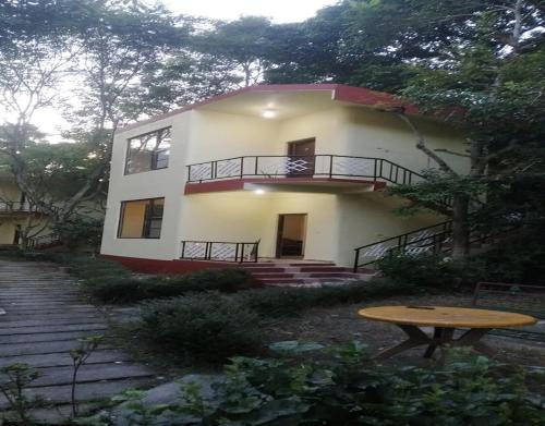 NalgarhRetreat-JUNGLERESORTbyStayApart - Binaguri Tea Garden D