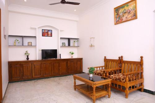 Nanda Gokula Homestay