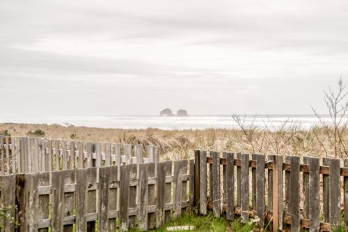 The Hamptons, Rockaway Beach