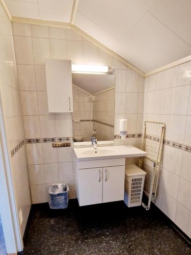 Sveastranda Camping - image 13