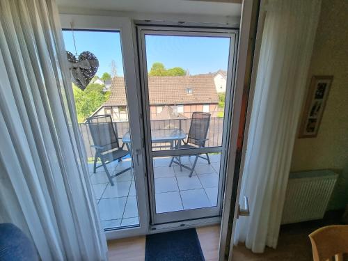 陽台/露台, Ferienwohnung Lindlar-Linde in 林德拉爾