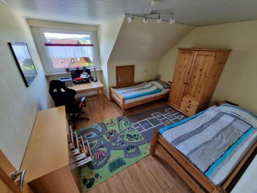 Ferienwohnung Lindlar-Linde in 林德拉爾