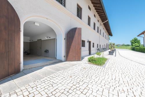 LANDHOTEL ALTE ZOLLSTATION- Historical Building