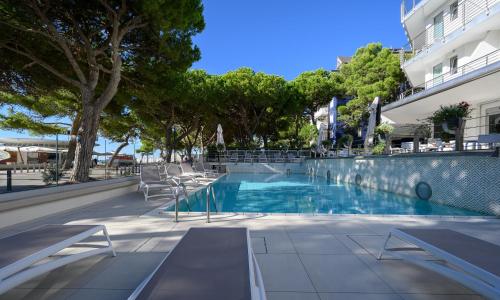 Grand Hotel Playa - image 7