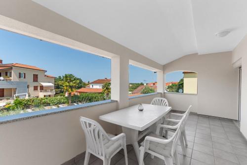 Villa Hope - Apartments with Shared Pool - image 10