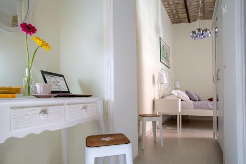 La Casina Vaticana - image 11