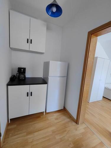 SANO Apartments - DGL - Hagen Zentral - vollausgestattete Küche - Internet - Platz für bis zu 5 Personen