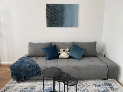 LUCKY STAYS LS10 - Vollausstattung - Zentrum - Aufzug - große Küche - 2 Zimmer - Smart-TV in Magdeburg, Deutschland