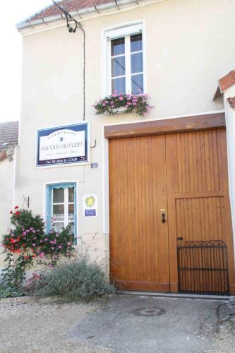 Gite le Mont Blanc - Chambre d'hôtes - Le Mesnil-sur-Oger