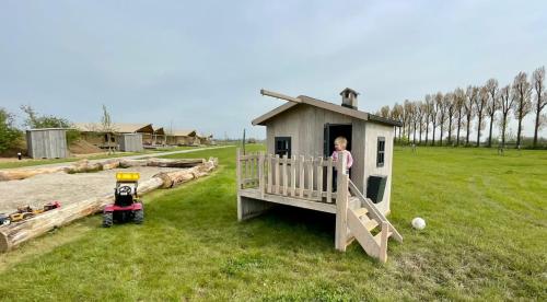 De Hazelaarshof Luxe glampingtent bij natuurgebied De Millingerwaard