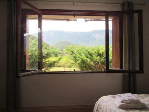 Spacious villa apartment with mountain view -2 bed