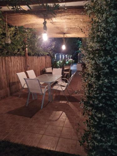 Studios Periklis in 塔索斯