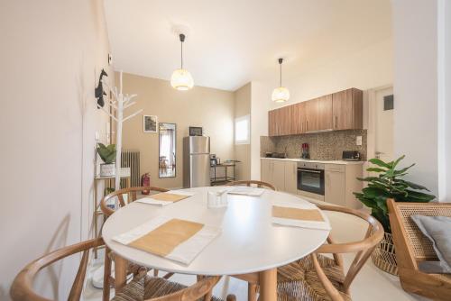 One-Bedroom Apartment image 9