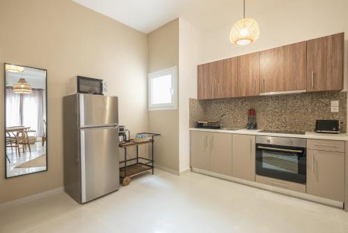 One-Bedroom Apartment image 5