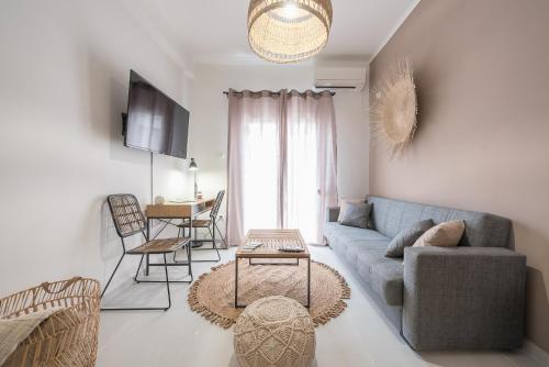 One-Bedroom Apartment image 4
