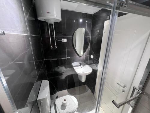 Bobi Hotel - image 11