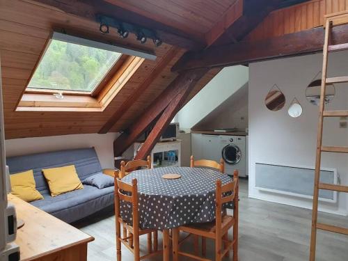 Appartement de plus de 25m² pour 4 à 6 personnes. - Apartment - Cauterets