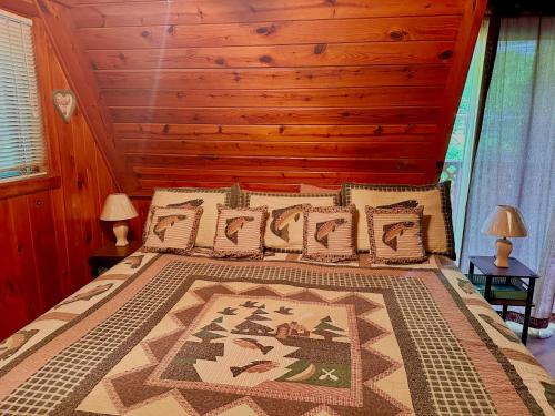 Buckberry Creek Chalet in Gatlinburg, USA