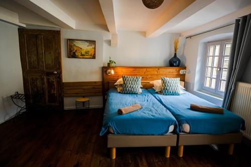 Gîte le pied du géant - Local sécurisé pour les vélos chambre d'hôte Saint-Jean-de-Muzols