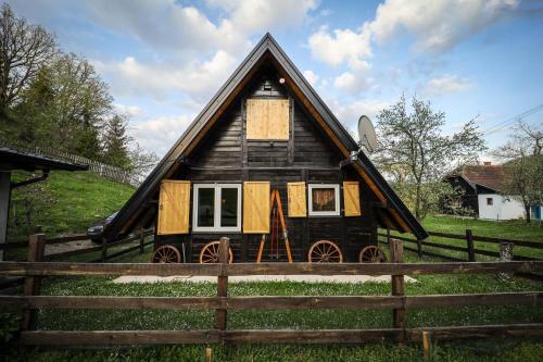 Planinska kuća Bubi - Tara, Zaovine. (Planinska kuca Bubi - Tara, Zaovine.) in Jezdici