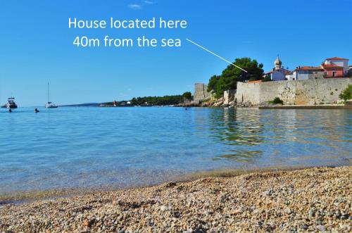 KrkTownhouse - 40m from the sea