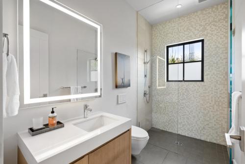 Modern Architectural Oasis in Menlo Park Modern Architectural Oasis in Menlo Park