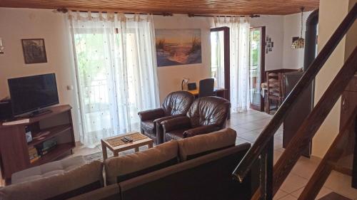 Holiday Home Family - 100m from sea