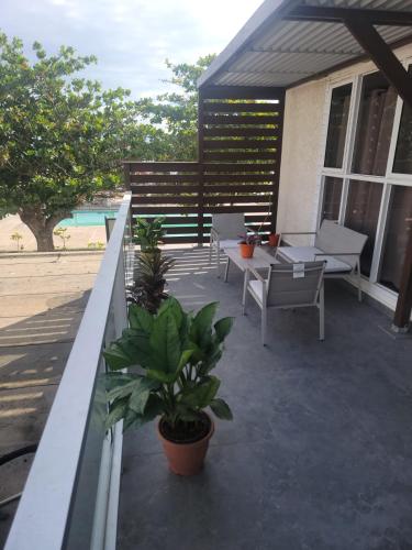 편의 시설/서비스, Impeccable 2-BR Apartment-Ornella Villa at Bayfront Villa in 포트모어