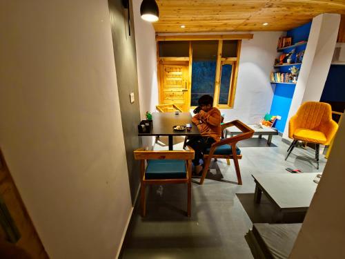Iekārtas, Peppy Nomads Luxuria, Jibhi in Banjar