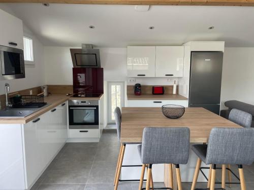 La Tour de l'Hirondelle in Lussas