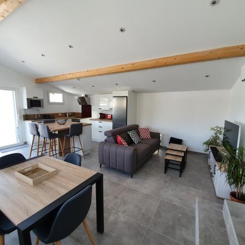 La Tour de l'Hirondelle in Lussas