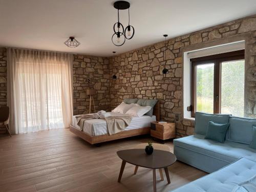 Michelangelo suites and apartments in Ammoudia