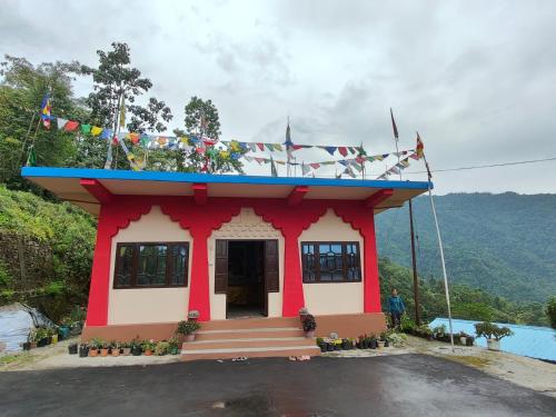 Silent Valley, Lamagaon