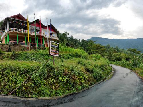 Silent Valley, Lamagaon