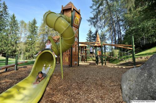 สนามเด็กเล่น, Edenhauserhof in สนามบินอินส์บรุค