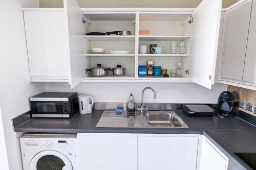 1 bedroom city centre apartment, Birmingham (fotografie 7)