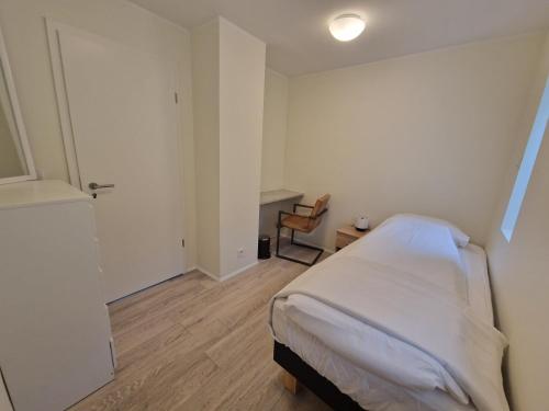 Single Room with Shared Shower and Toilet