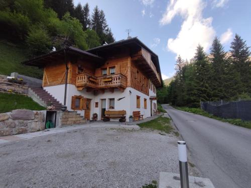  Appartamento CRODE DEI LONGERIN in Costa
