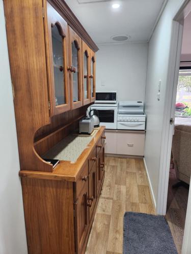 Spencer Lane Cottage & Granny Flat in Broadwater