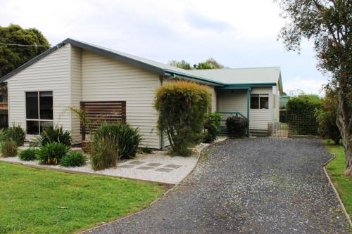 Holiday Home room in Family Holiday House with Open Plan Living