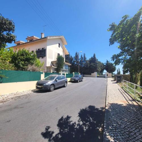 2 bedrooms, 4 beds