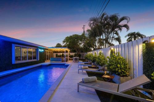 Delray Beach 4 Bedroom Stylish Pool Home in Delray Beach, USA