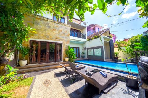 Pondok DEWI Villa - LEGIAN - 6 Bedroom Villa - Great Location