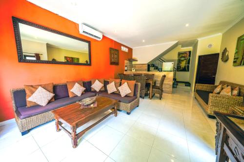 Pondok DEWI Villa - LEGIAN - 6 Bedroom Villa - Great Location