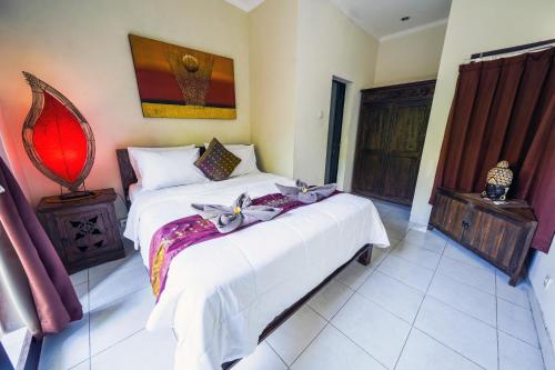 Pondok DEWI Villa - LEGIAN - 6 Bedroom Villa - Great Location