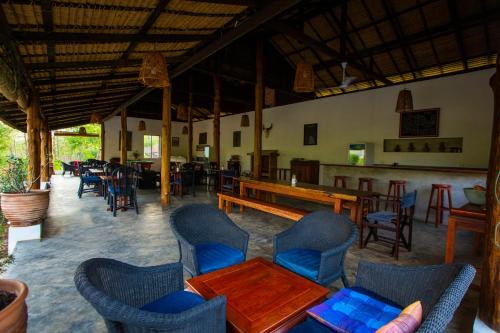 Restaurant, Naga Lodge in Phoumok Road