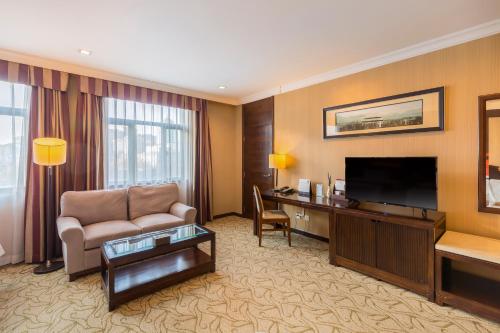 Beijing Jinlong Hotspring Hotel – Beijing, NY