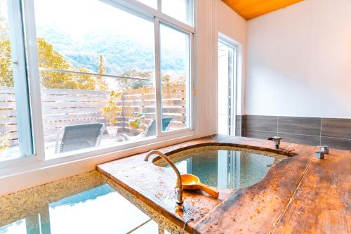 CDR HOTSPRING Resort in Liouguei District